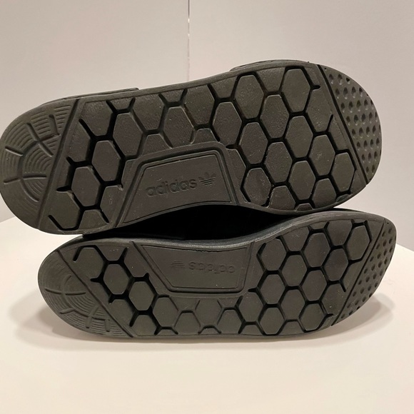 Adidas NMB 360 Sz 2.5Y - Picture 7 of 7